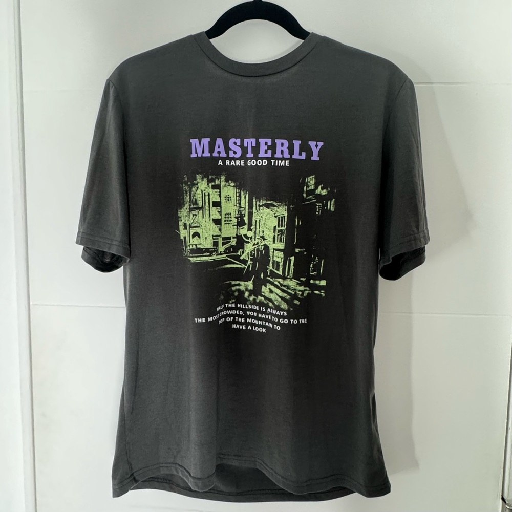 Gray t-shirt - Picture 3 of 3
